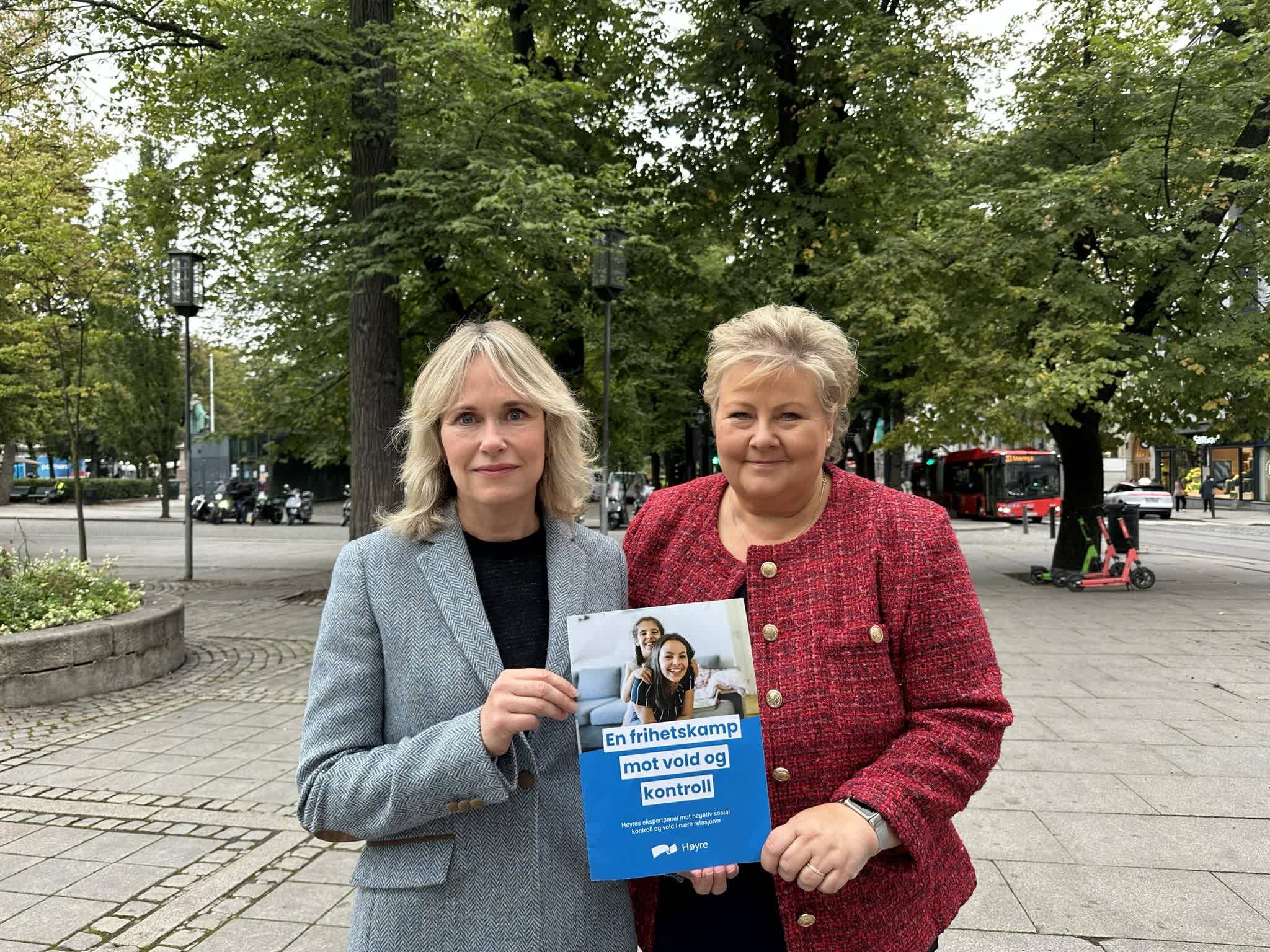Erna Solberg og Anne Lindboe